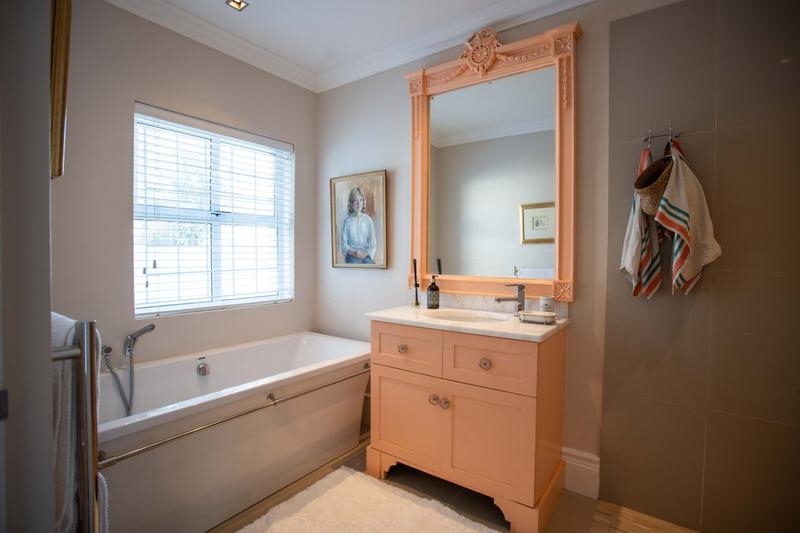 6 Bedroom Property for Sale in Seaside Longships Western Cape